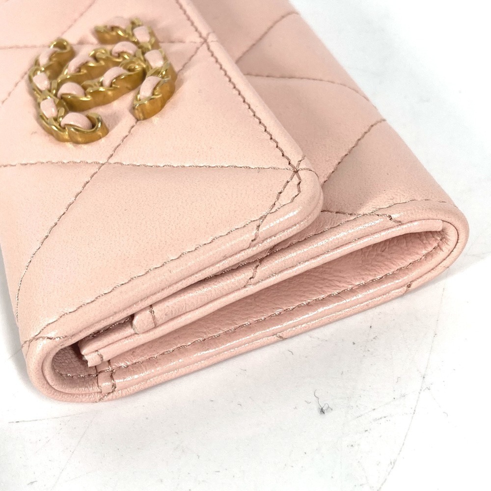 CHANEL Authentic Pink Lambskin Leather Logo Wallet - Picture 3 of 9